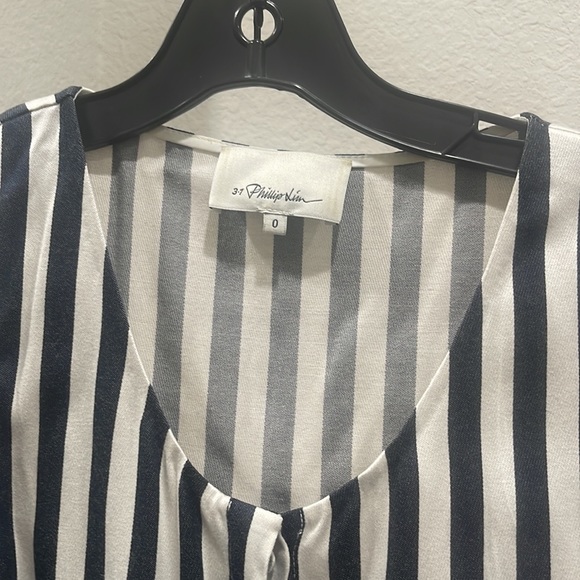 3•1 Phillip Lim Sleeveless Tunic With Pockets - Picture 3 of 5